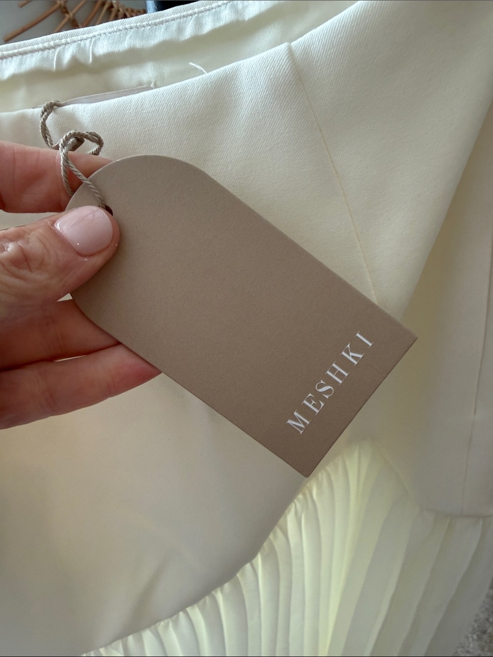 Meshki Cream Pleated Maxi Skirt - Picture 2 of 4